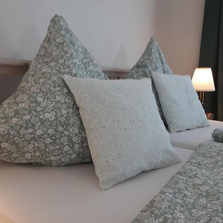 Ferienwohnung Poelzl Chieming Esterno foto