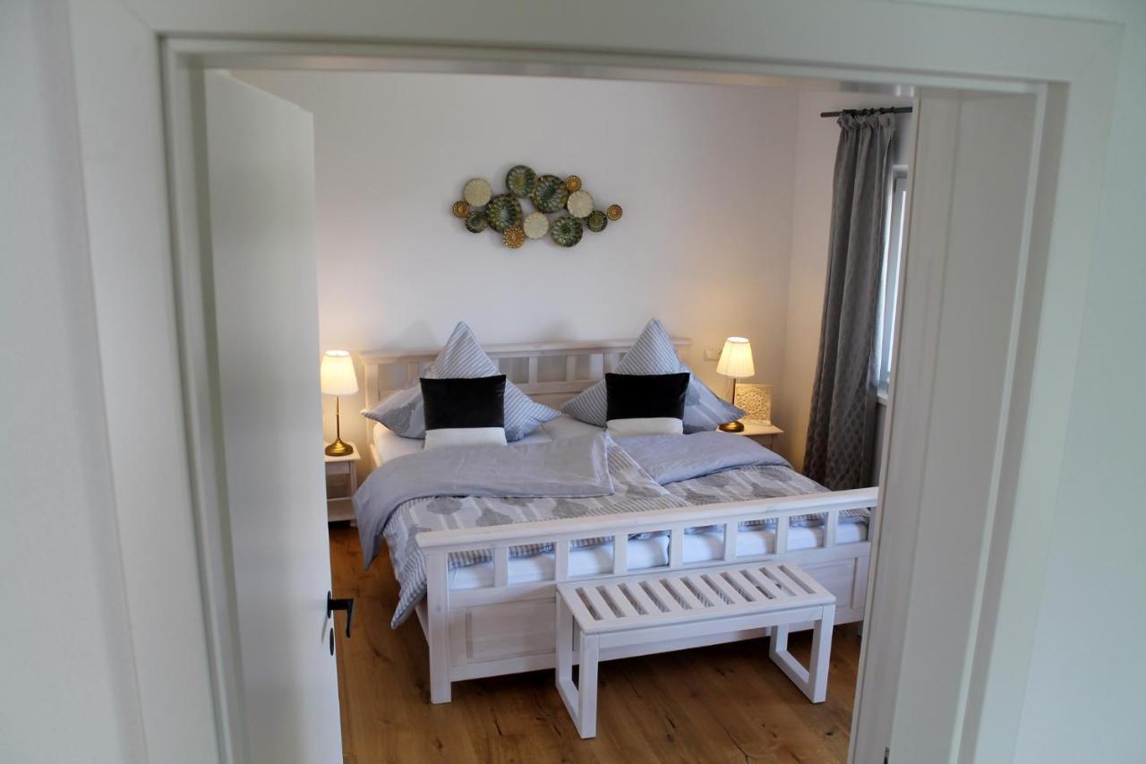 Ferienwohnung Poelzl Chieming Esterno foto